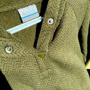 Columbia sweater
